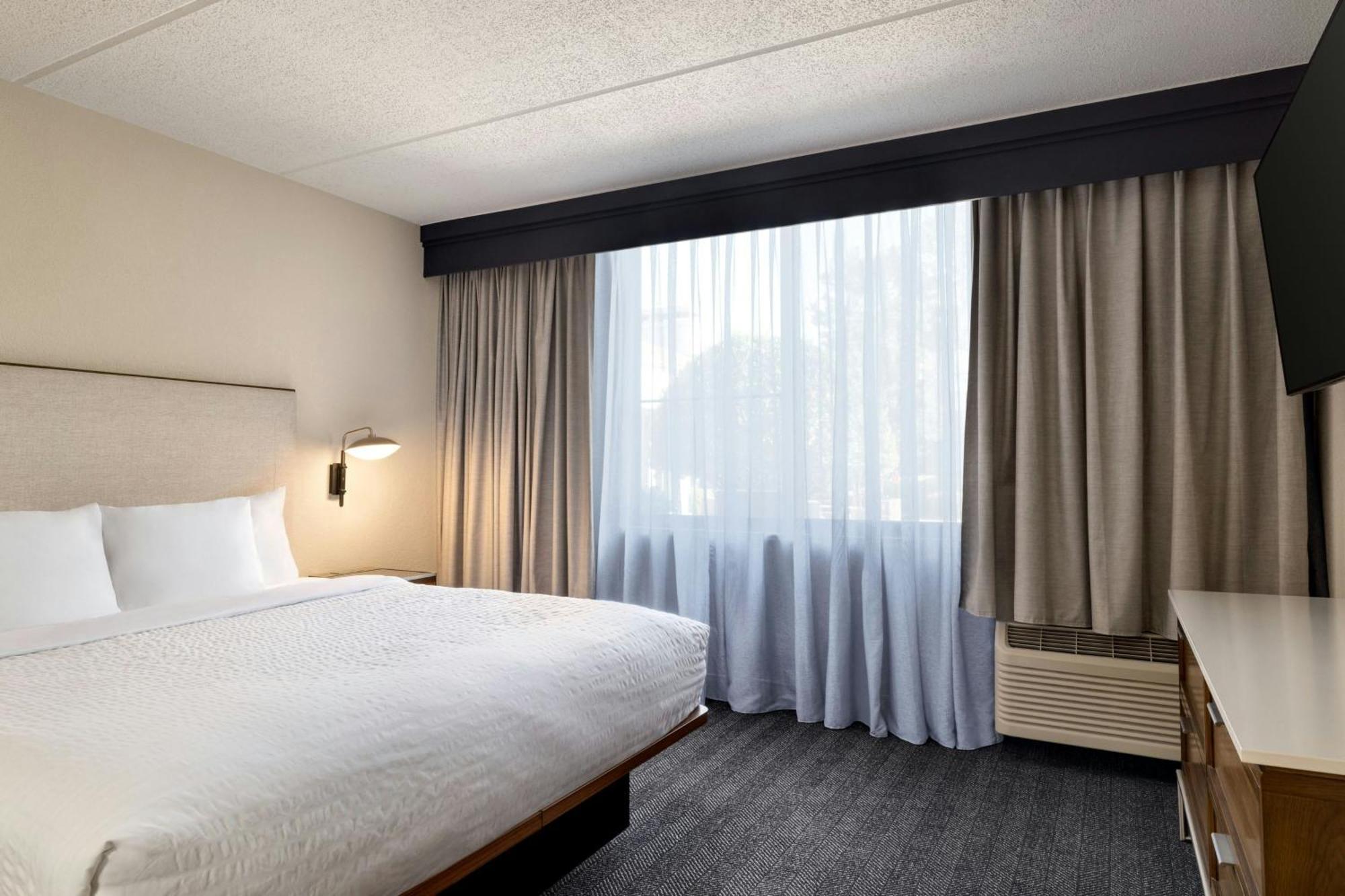Courtyard Atlanta Northlake Тъкър Екстериор снимка