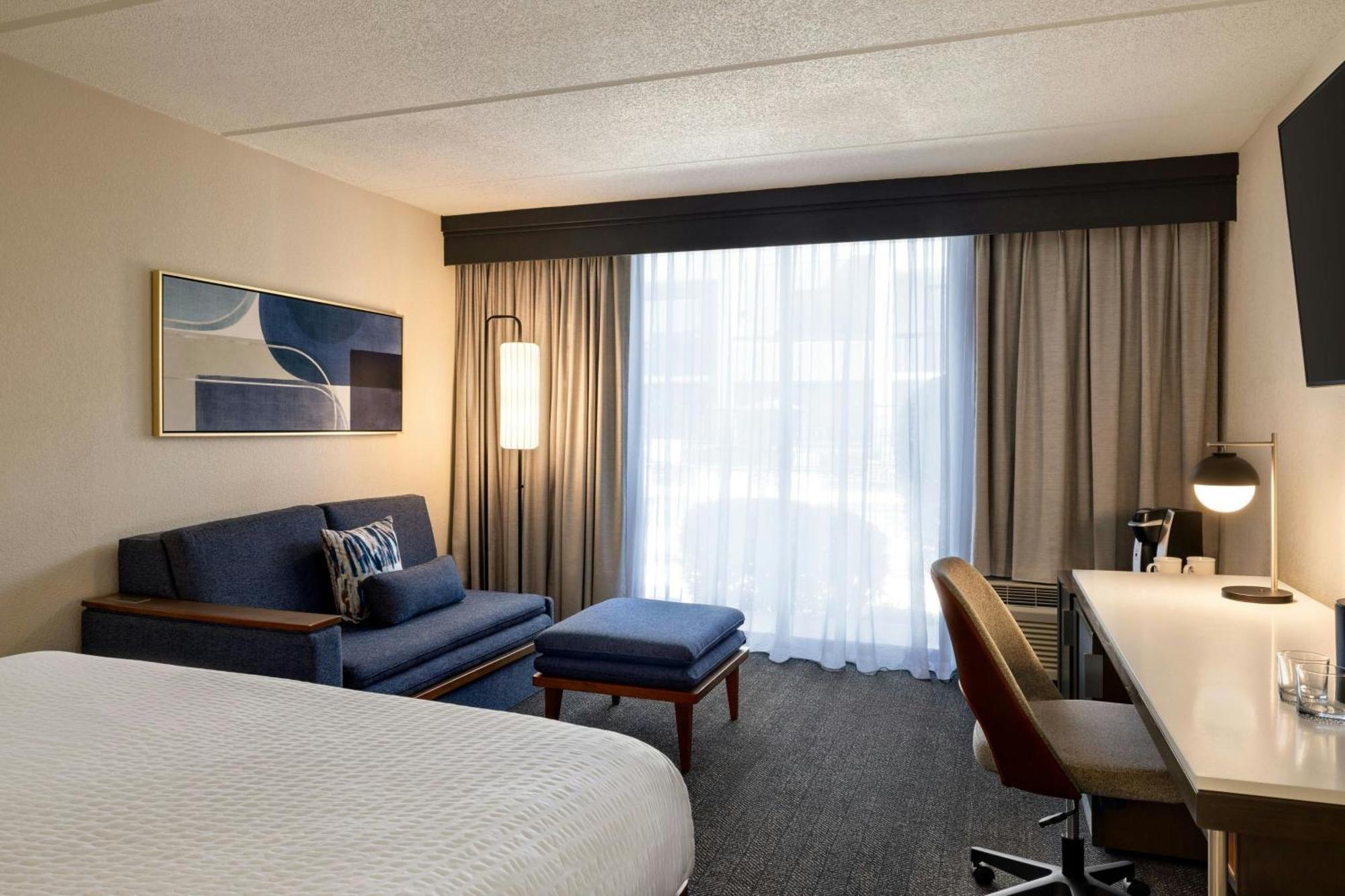 Courtyard Atlanta Northlake Тъкър Екстериор снимка