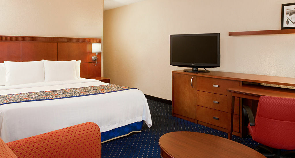 Courtyard Atlanta Northlake Тъкър Екстериор снимка